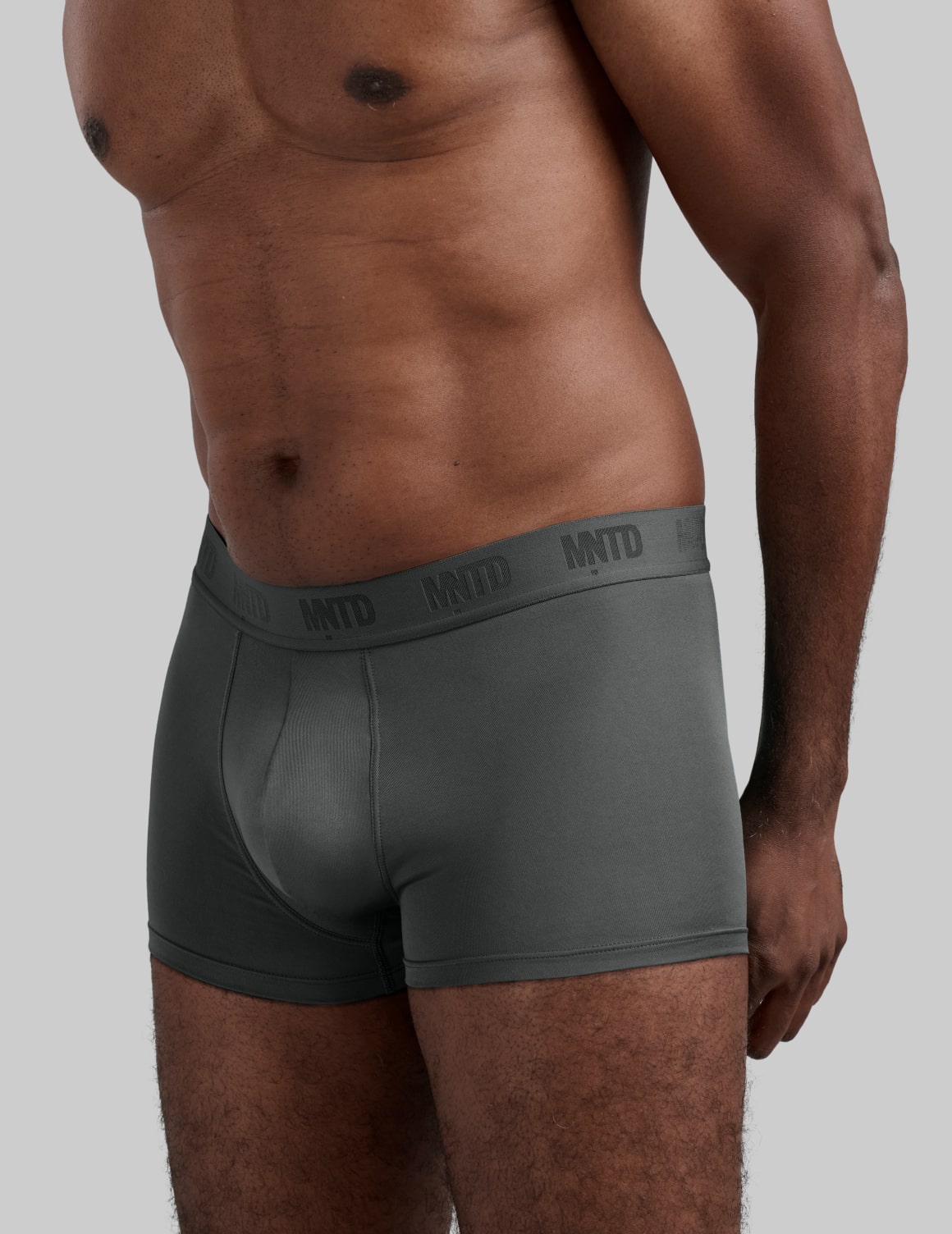  model: Waist 33" wearing size M