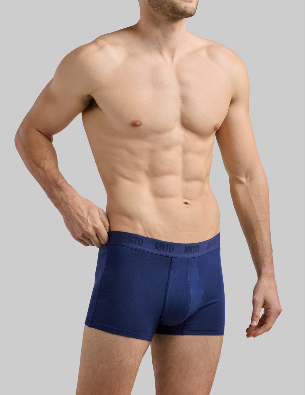  model: Waist 33" wearing size M