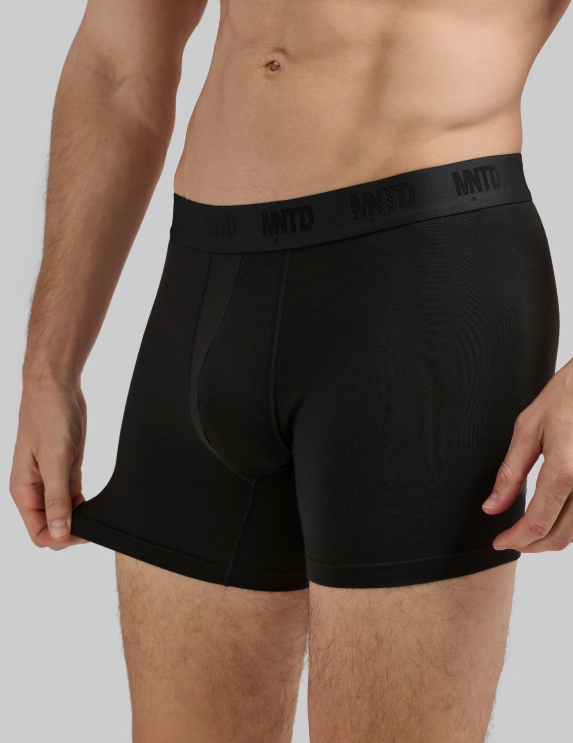  model: Waist 33